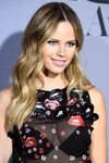 Halston Sage Halston, Beautiful celebrities, Women